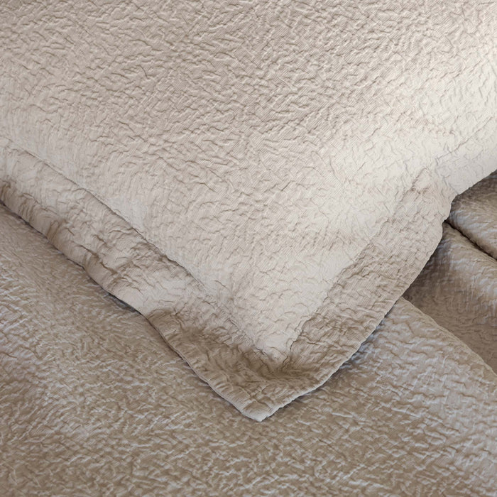 Tamara decorative pillowcase in textured cotton matelassé