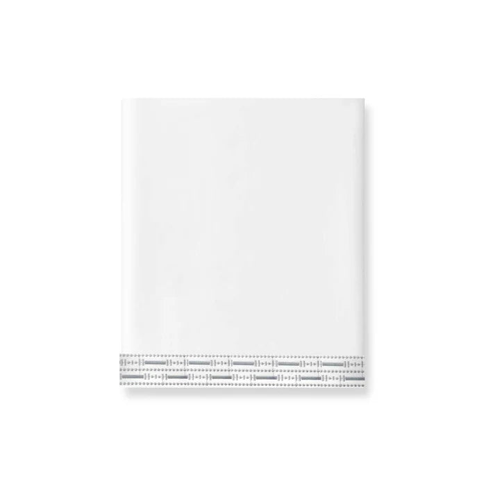 MEMÓRIA Sheet Set with embroidered hem and pillowcase edges in cotton
