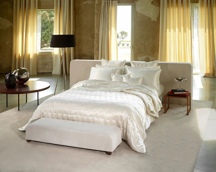 Maria quilted Mulberry silk coverlet with elegant luxury finish