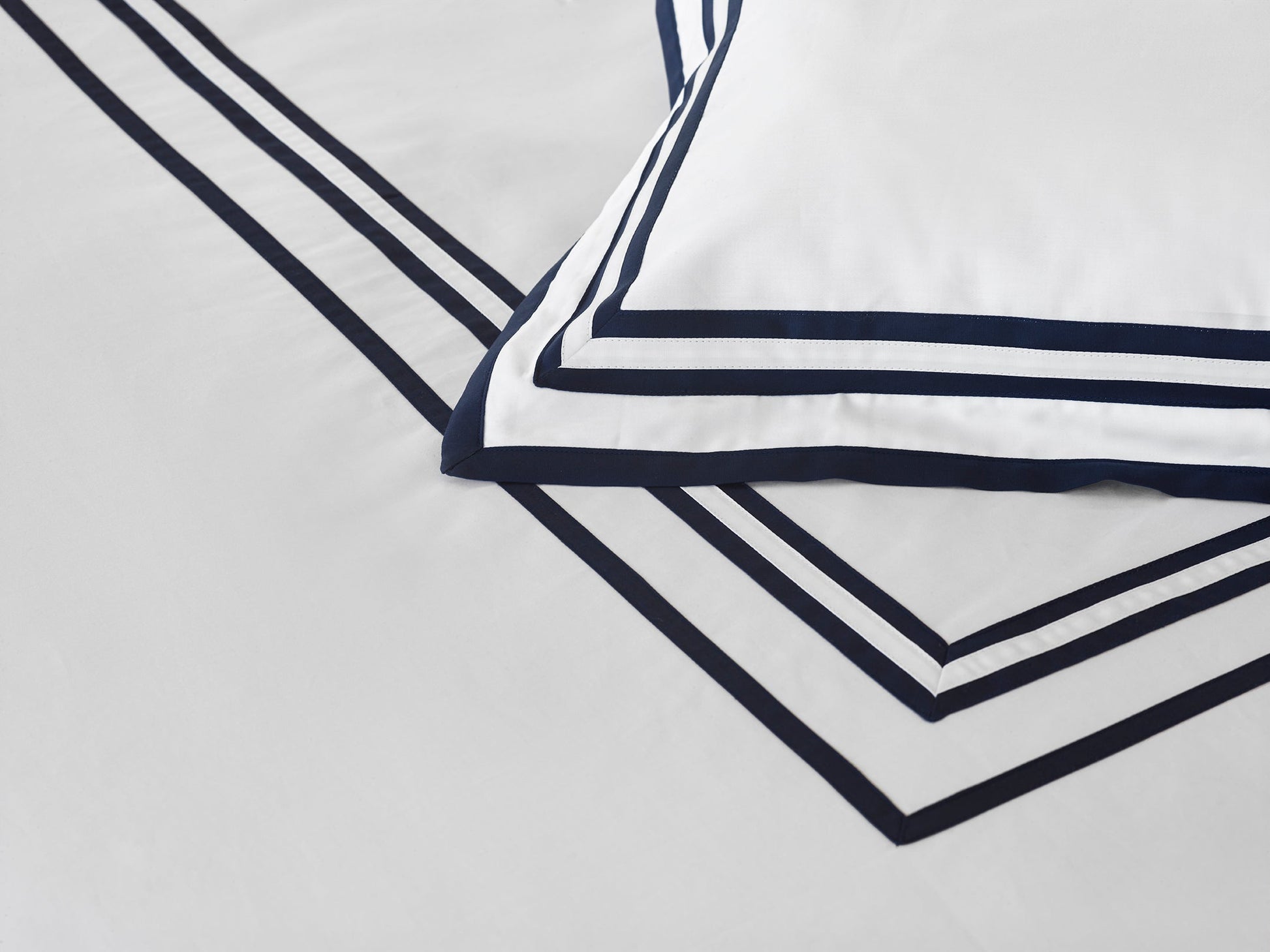 Sonata Duvet Cover with triple ribbon detail – elegant cotton