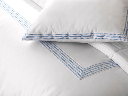 Memória Egyptian cotton pillowcase pair with four‑edge embroidery