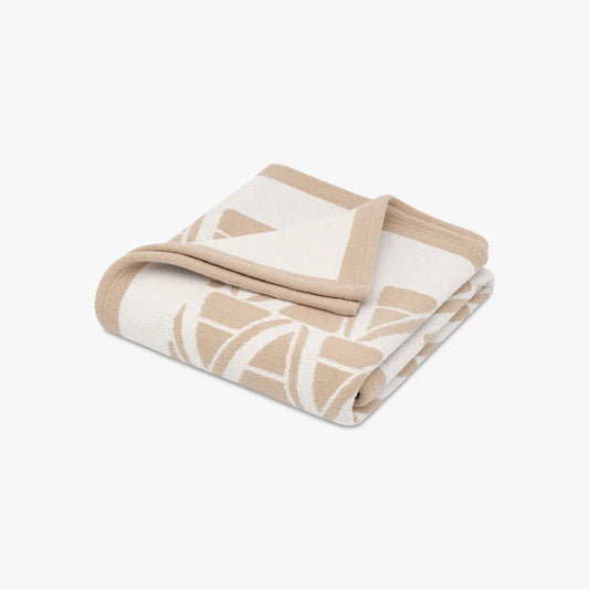 Ama merino wool throw blanket with modern geometric pattern