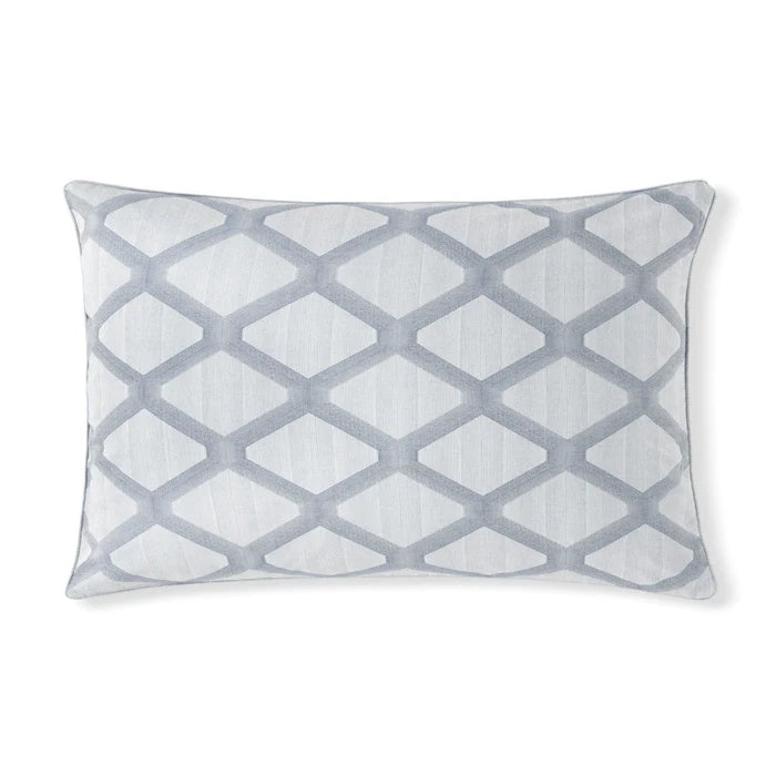 Cidade 300TC cotton jacquard sham pair with piping edge detail