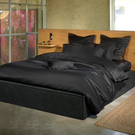 Caviar Flat Sheet Set in 600TC Egyptian Cotton with hemstitch detailing