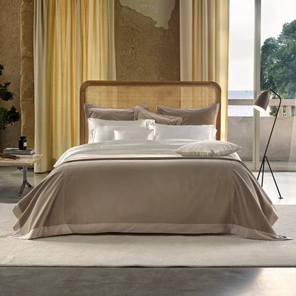 Cirrus velvet bedspread with Egyptian cotton sateen reverse