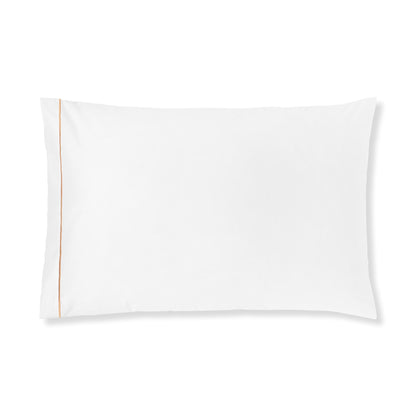 Dália Sham in 800TC sateen with elegant satin stitch detail