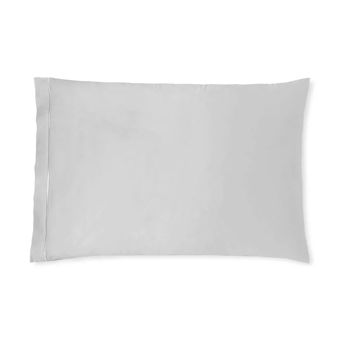 Fresco Sham in 400TC Egyptian Cotton percale with satin stitch