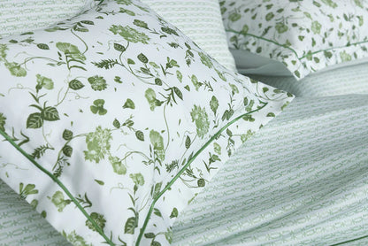 Vila Flor floral sham pair in 430TC Egyptian cotton sateen