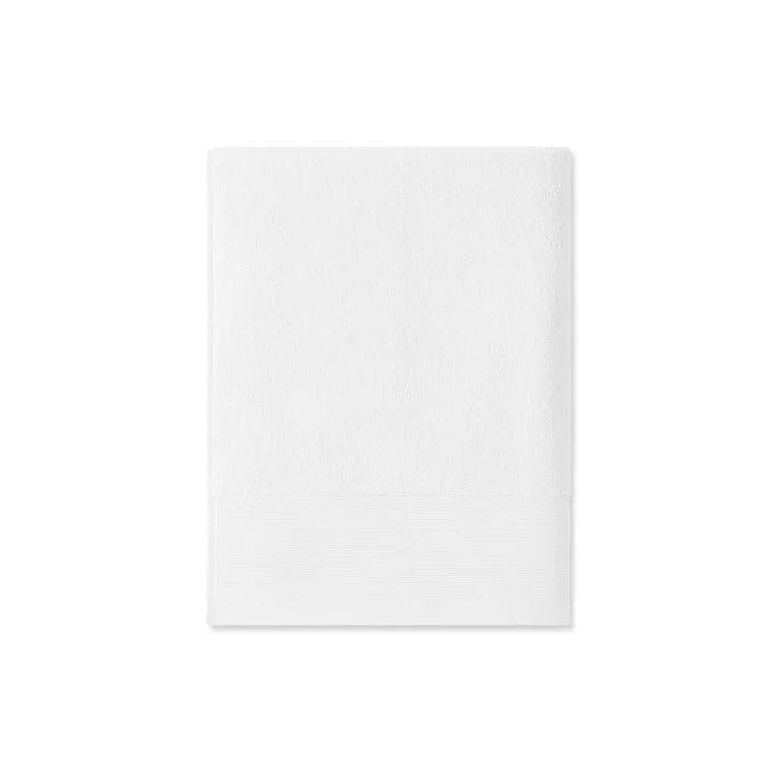 Viana Egyptian cotton towel with decorative classic pattern