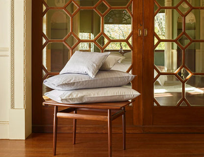 Cidade 300TC cotton jacquard pillowcase pair with piping detail
