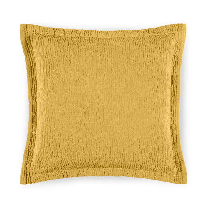 Areia decorative pillow in textured combed cotton matelassé