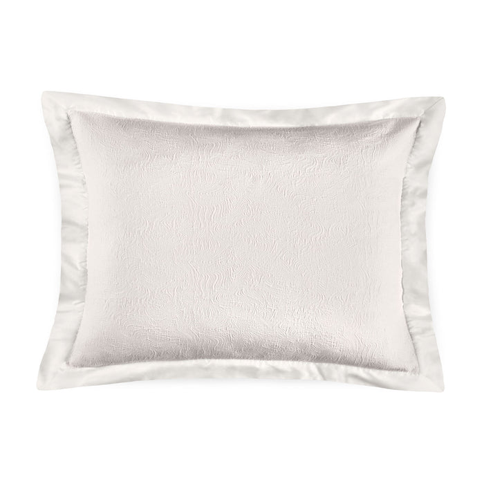 Aura cotton matelassé sham pair with Egyptian cotton border