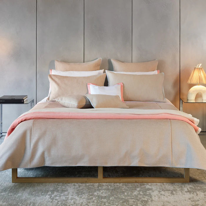 Jasmim duvet cover with dobby weave and Egyptian cotton sateen