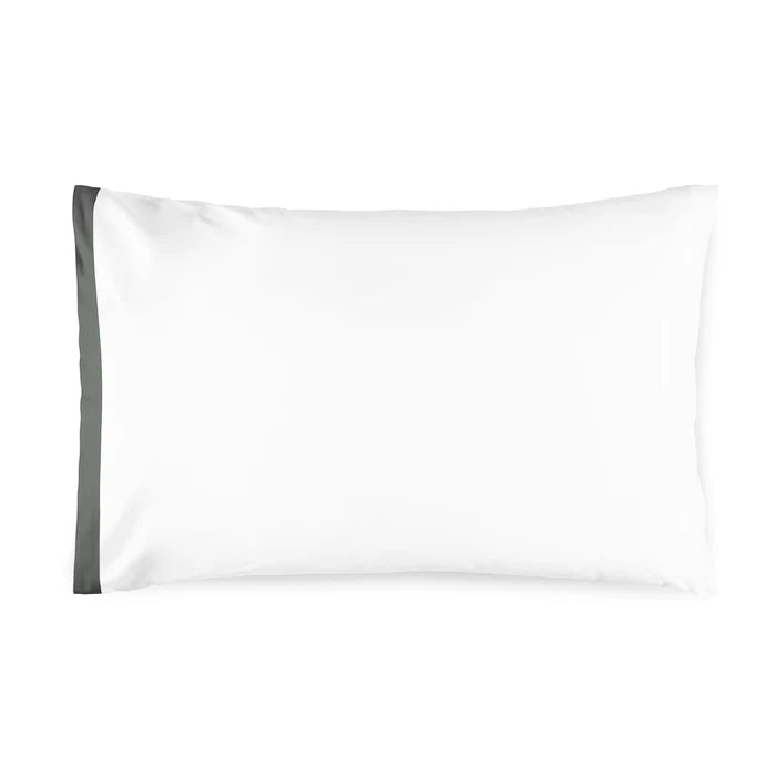 Prado Sham Pair in 430TC Egyptian Cotton with elegant applied border