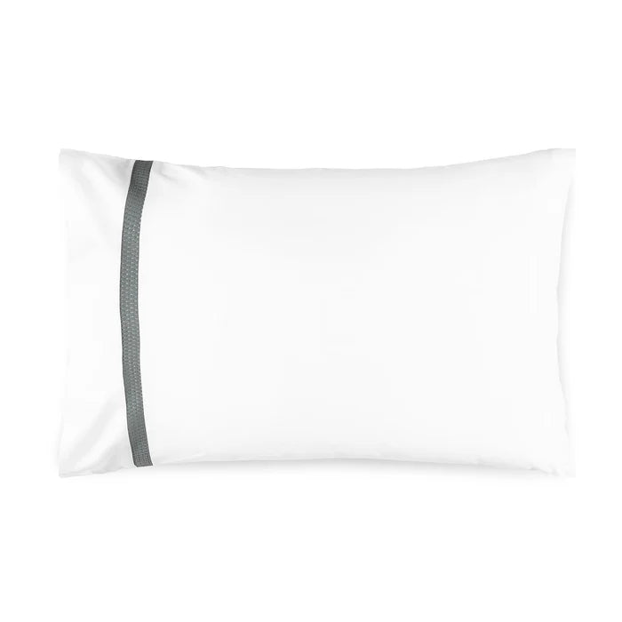Sonia Pillowcase Pair with Flanges – Elegant Lace