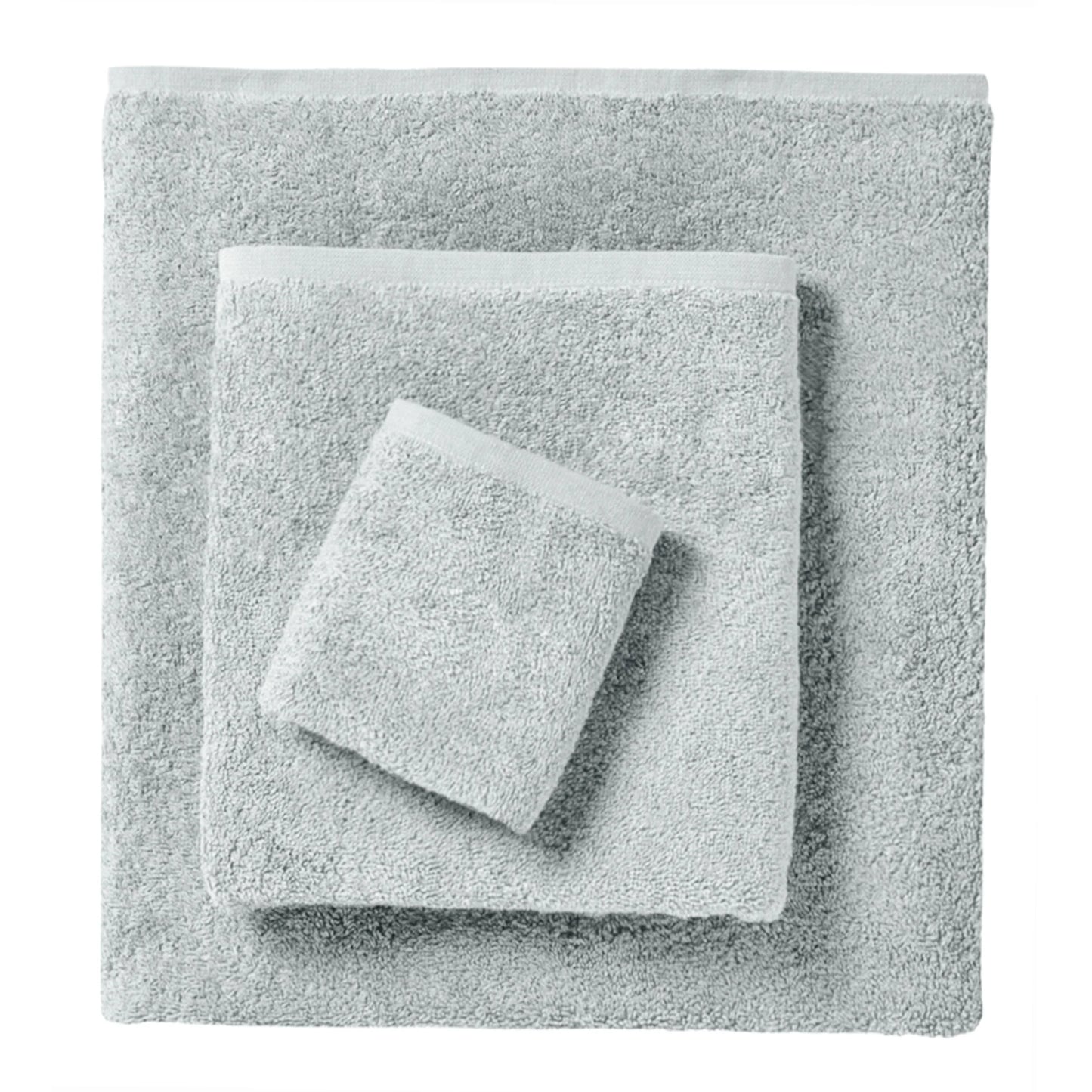 Amalia Stella combed cotton bath towel 550g folded in white